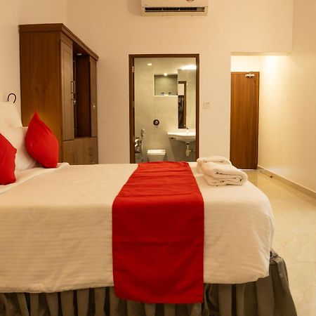 Alleppey Holiday Beach Resort Alappuzha Eksteriør bilde
