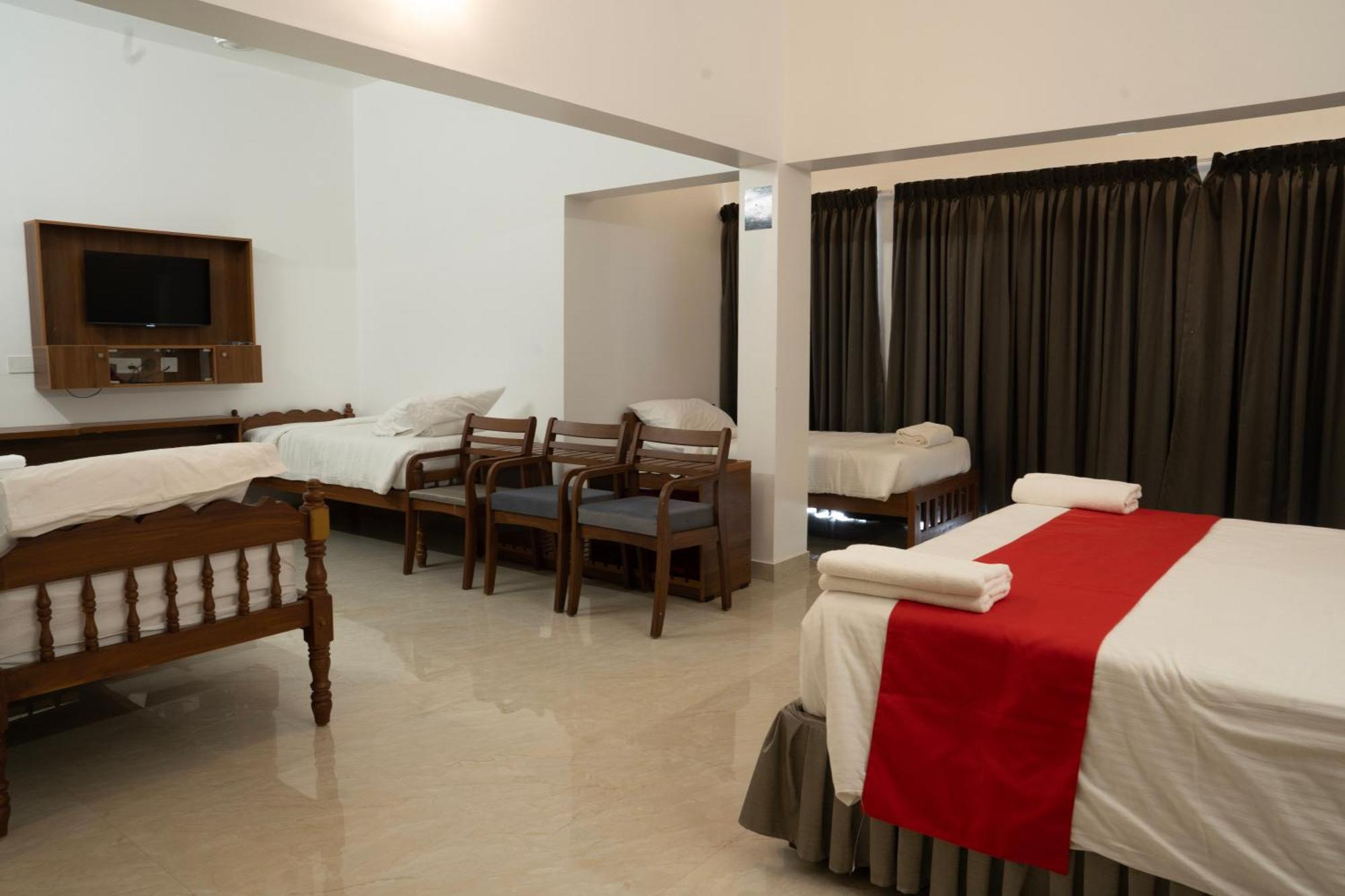 Alleppey Holiday Beach Resort Alappuzha Eksteriør bilde