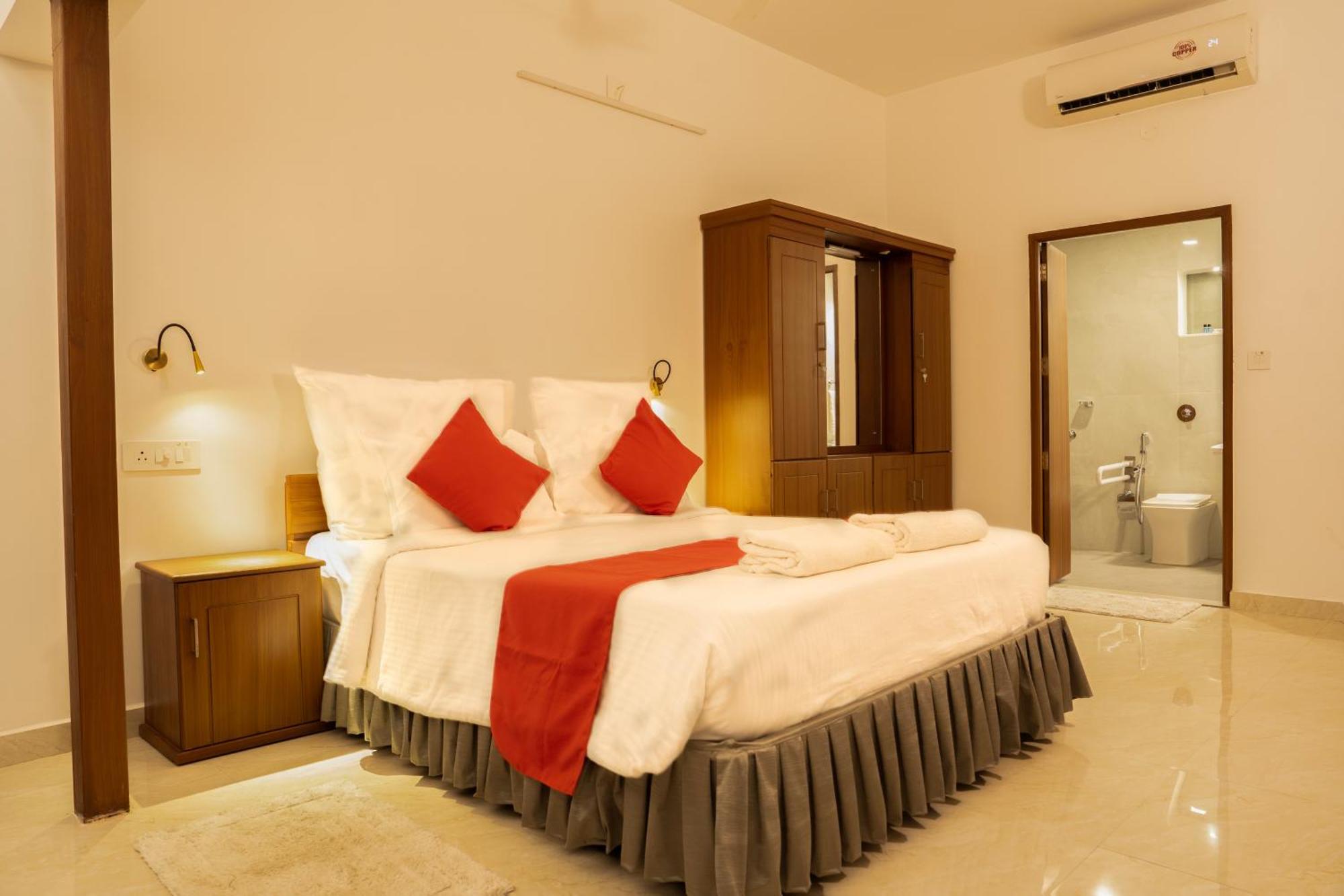 Alleppey Holiday Beach Resort Alappuzha Eksteriør bilde
